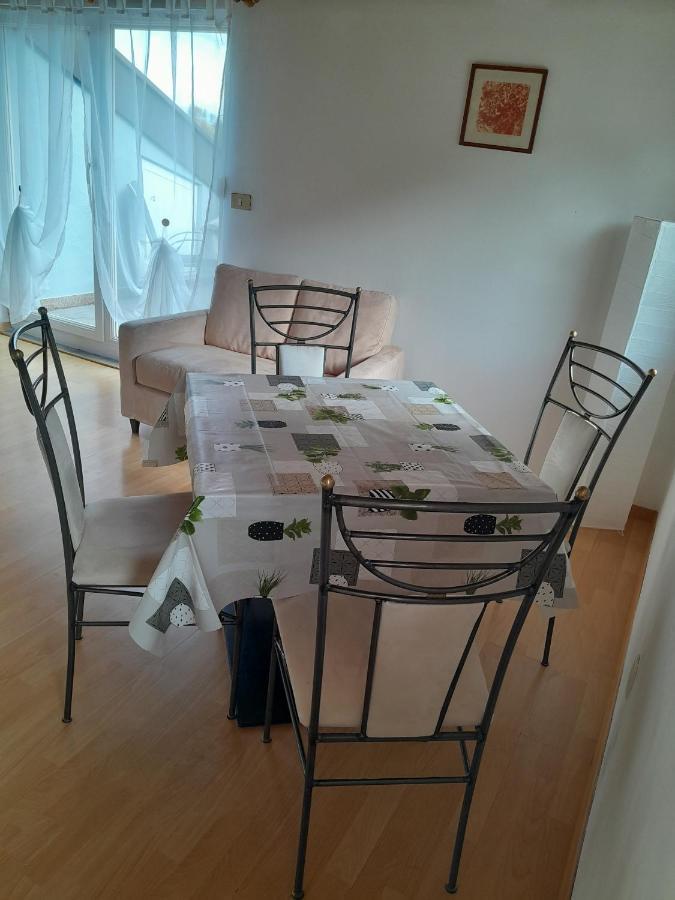 Ferienwohnung Bergblick-Schlosshof Vollan Extérieur photo
